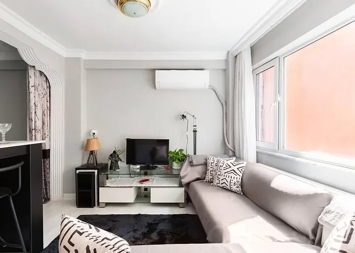 Practical And Cozy Flat Near Taksim Istikal דירה איסטמבול