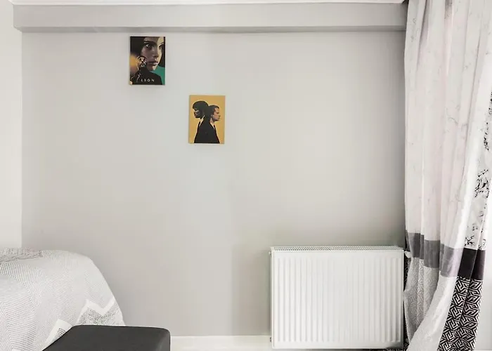 Practical And Cozy Flat Near Taksim Istikal דירה *